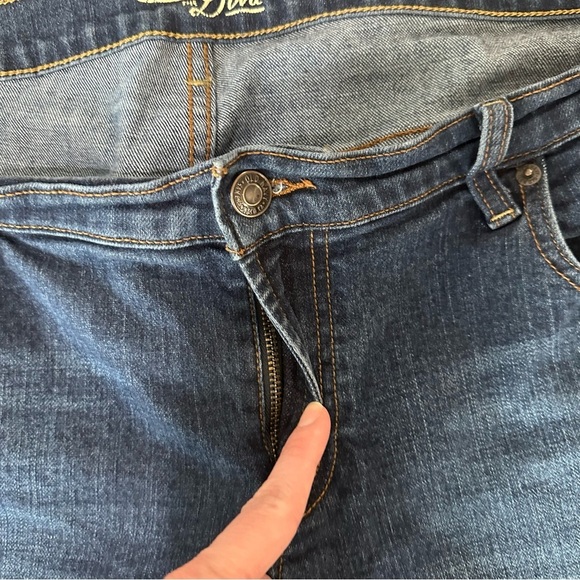 Old Navy The Diva Women’s Mid-Rise Medium Wash Denim Jeans Sz 16 Regular GUC - Picture 4 of 7